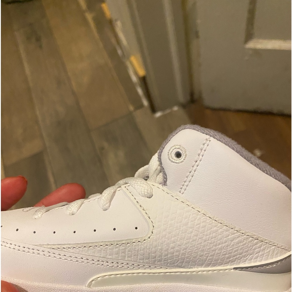 My grand daughter was murder she got a lease 1000 shoe